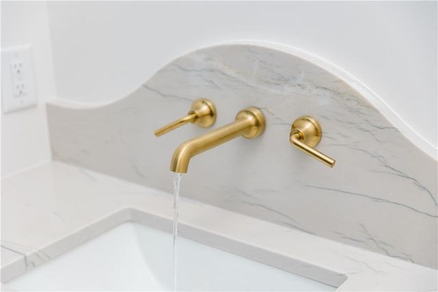 106 Laurel Brook Ln, Canton, GA 30115