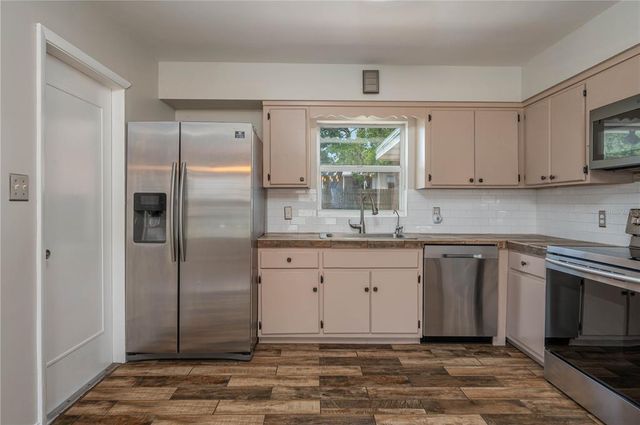 703 OSCEOLA AVENUE, Lake Wales, FL 33853