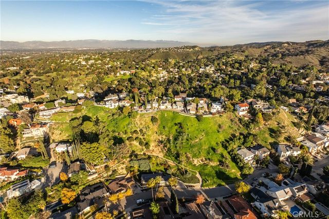 4340 SAN BLAS Avenue, Woodland Hills, CA 91364