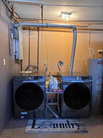 471 1st Avenue SW, Glenville, MN 56036