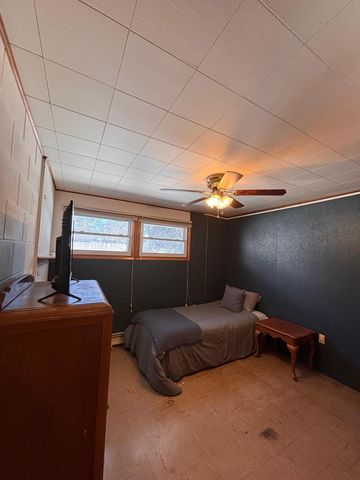 471 1st Avenue SW, Glenville, MN 56036