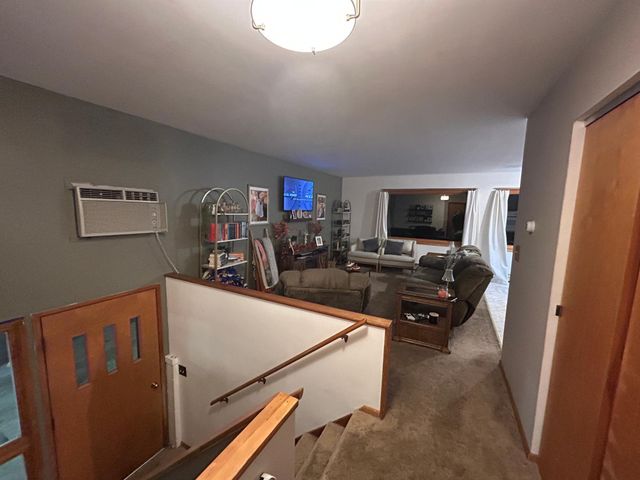 471 1st Avenue SW, Glenville, MN 56036