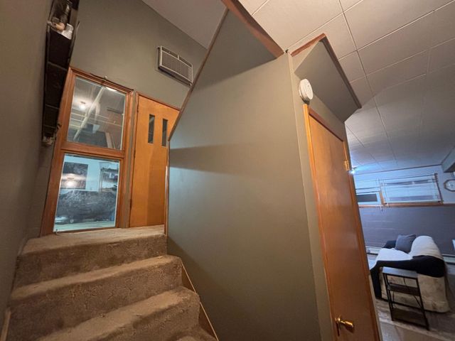 471 1st Avenue SW, Glenville, MN 56036