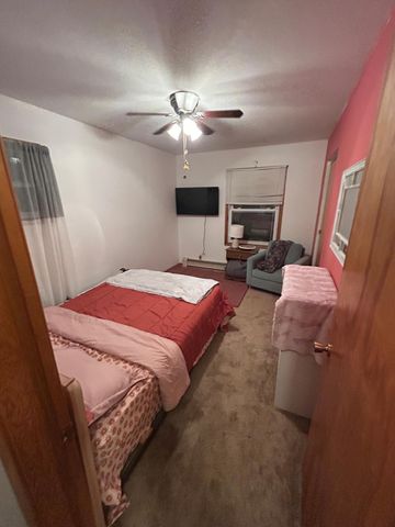 471 1st Avenue SW, Glenville, MN 56036