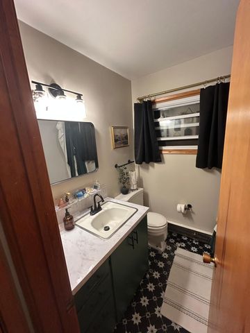 471 1st Avenue SW, Glenville, MN 56036