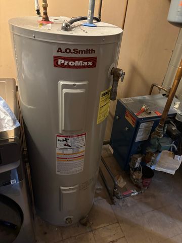 471 1st Avenue SW, Glenville, MN 56036