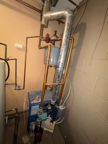 471 1st Avenue SW, Glenville, MN 56036