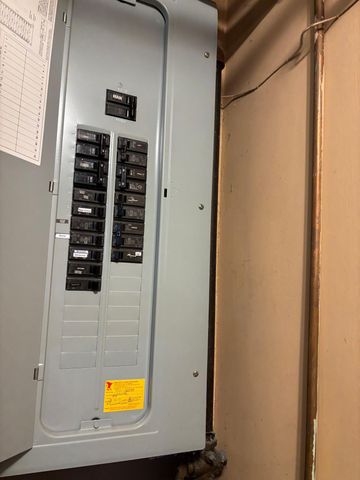 471 1st Avenue SW, Glenville, MN 56036