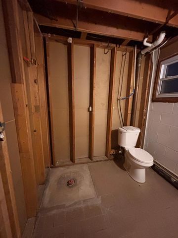 471 1st Avenue SW, Glenville, MN 56036