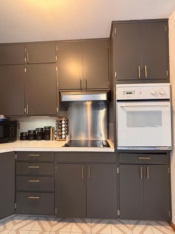 471 1st Avenue SW, Glenville, MN 56036