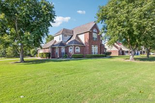 5892 E 165th Street, Bixby, OK 74008