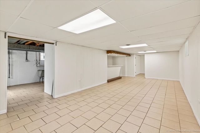 5317 S Hunt Avenue, Summit, IL 60501