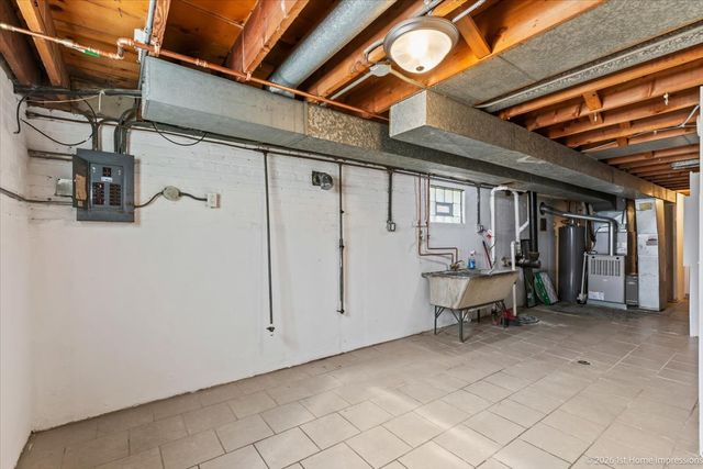 5317 S Hunt Avenue, Summit, IL 60501