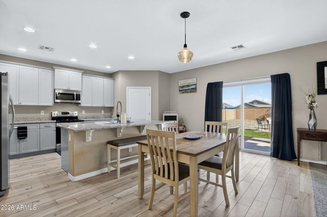 41360 W LUCERA Lane, Maricopa, AZ 85138