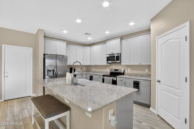 41360 W LUCERA Lane, Maricopa, AZ 85138