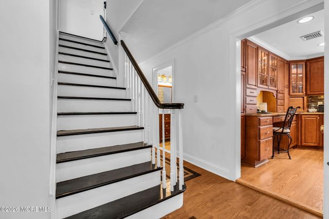 48 Newbury Road, Howell, NJ 07731