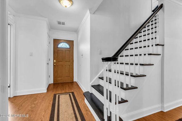 48 Newbury Road, Howell, NJ 07731