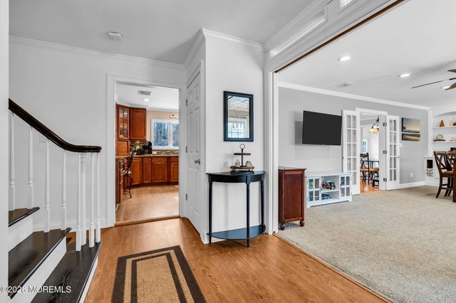 48 Newbury Road, Howell, NJ 07731