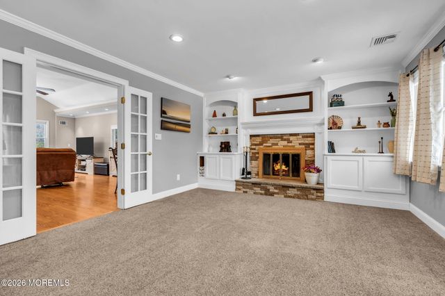 48 Newbury Road, Howell, NJ 07731