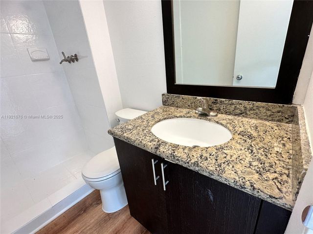 492 NW 165th St Rd C-215, Miami, FL 33169