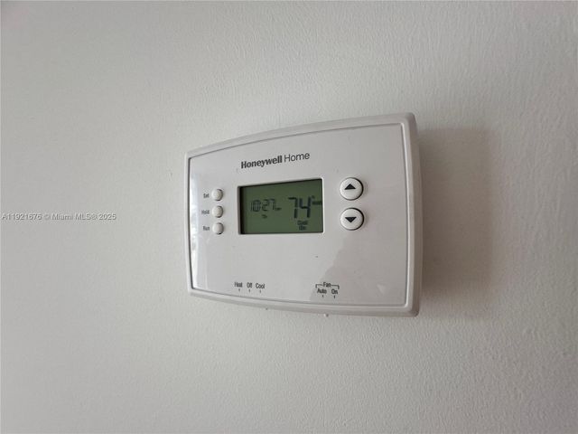 492 NW 165th St Rd C-215, Miami, FL 33169