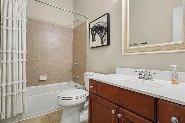 1083 Lakefield Walk, Marietta, GA 30064