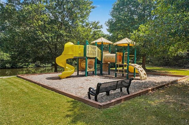 1083 Lakefield Walk, Marietta, GA 30064