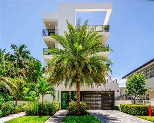 1930 Bay Dr 2, Miami Beach, FL 33141