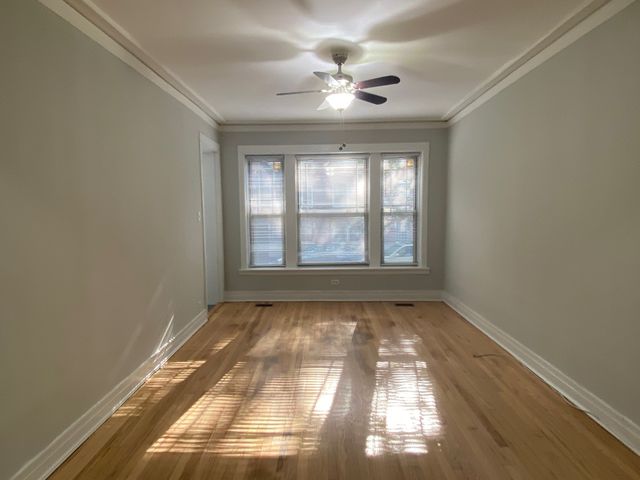 6740 N Lakewood Avenue 1, Chicago, IL 60626