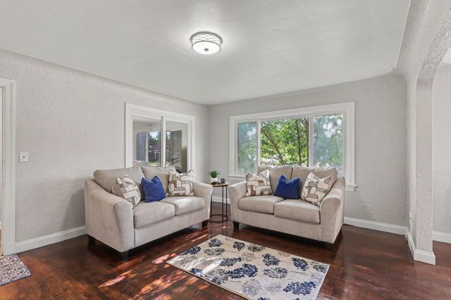 631 3 Mile Road Ne, City Of Grand Rapids, MI 49505