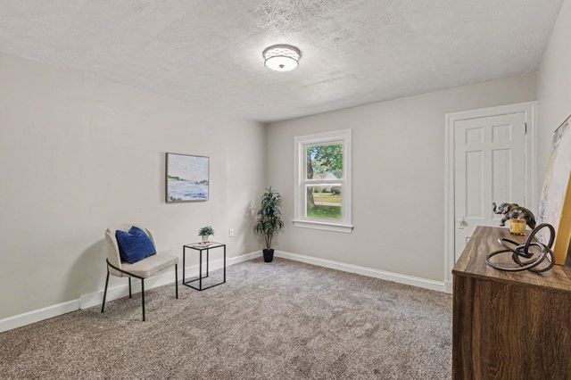631 3 Mile Road Ne, City Of Grand Rapids, MI 49505