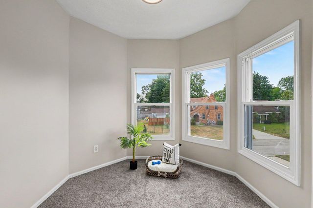 631 3 Mile Road Ne, City Of Grand Rapids, MI 49505