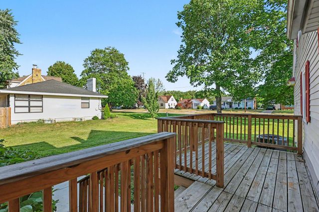 631 3 Mile Road Ne, City Of Grand Rapids, MI 49505