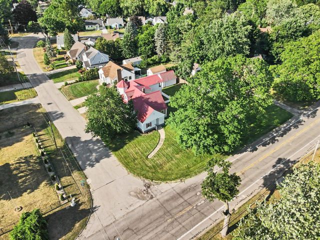 631 3 Mile Road Ne, City Of Grand Rapids, MI 49505