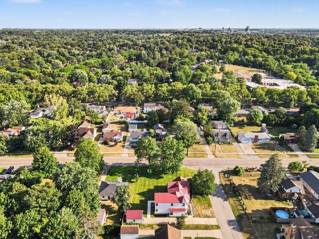 631 3 Mile Road Ne, City Of Grand Rapids, MI 49505