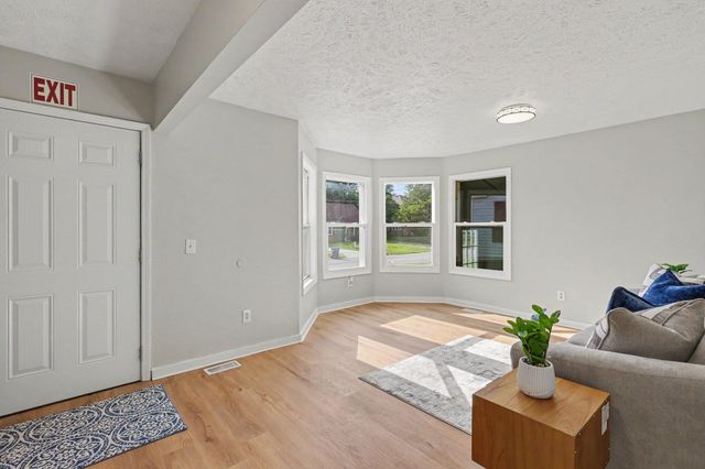 631 3 Mile Road Ne, City Of Grand Rapids, MI 49505