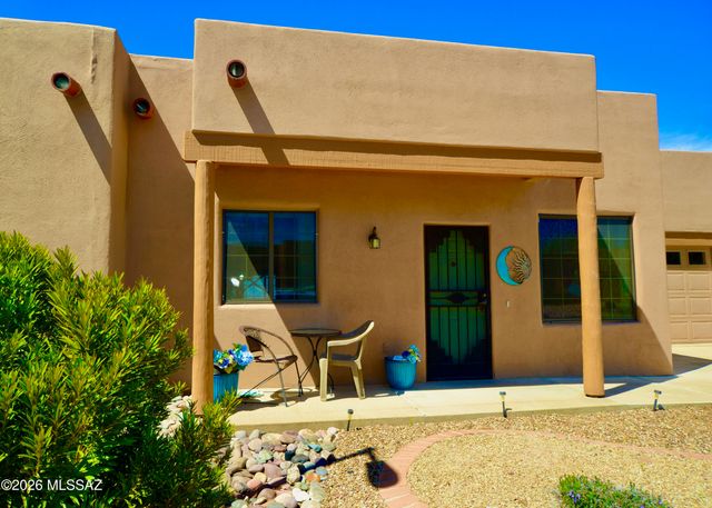 3880 S Calle Viva, Green Valley, AZ 85614