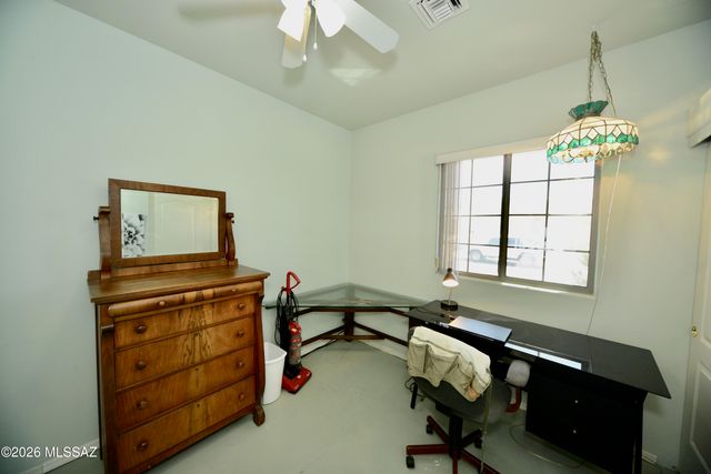 3880 S Calle Viva, Green Valley, AZ 85614