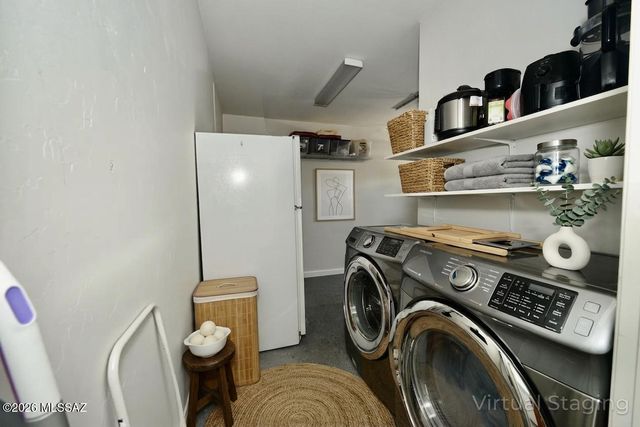 3880 S Calle Viva, Green Valley, AZ 85614