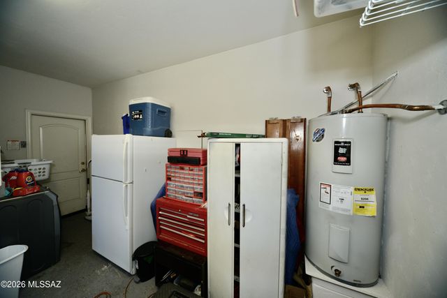 3880 S Calle Viva, Green Valley, AZ 85614