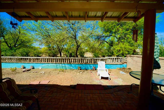 3880 S Calle Viva, Green Valley, AZ 85614