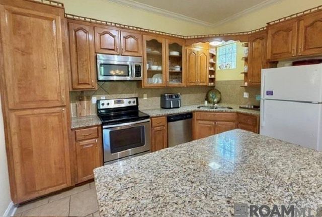 106 Secret Gate, Denham Springs, LA 70726