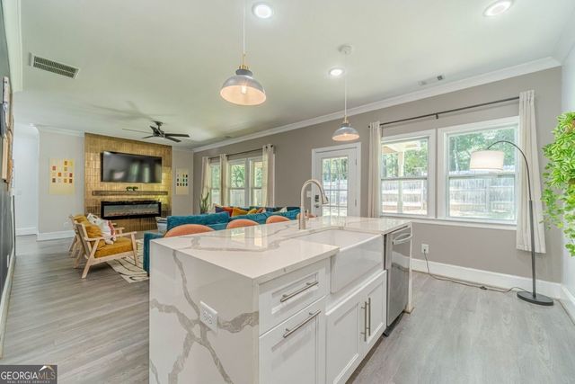 2921 Lee Road SW, Snellville, GA 30039
