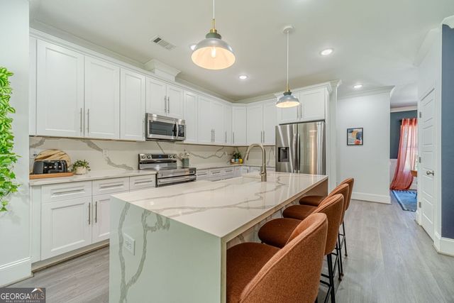 2921 Lee Road SW, Snellville, GA 30039