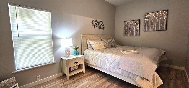 327 E Hull Street, Denison, TX 75021
