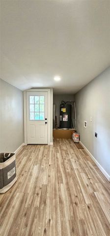 327 E Hull Street, Denison, TX 75021