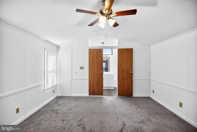 333 DELTA RD, Wilmington, DE 19810