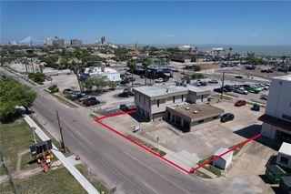 1326 Santa Fe St, Corpus Christi, TX 78404