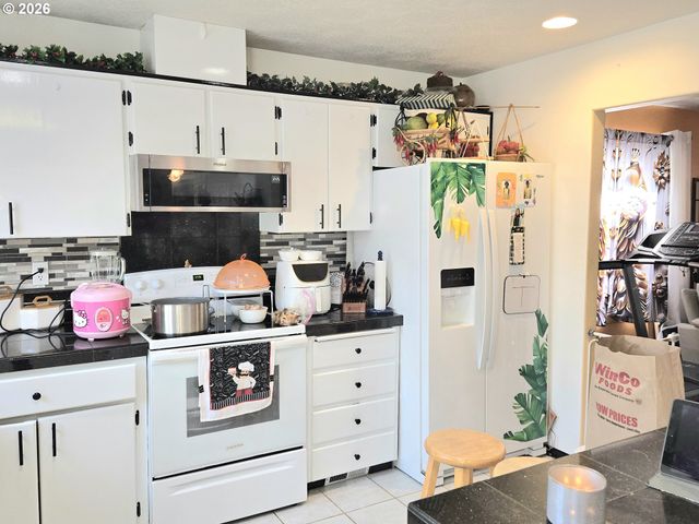 3716 Ne 149TH Ave, Portland, OR 97230