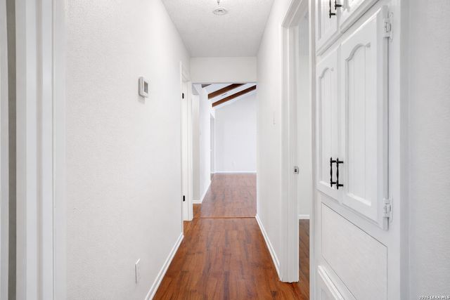 8823 Timber Park, San Antonio, TX 78250